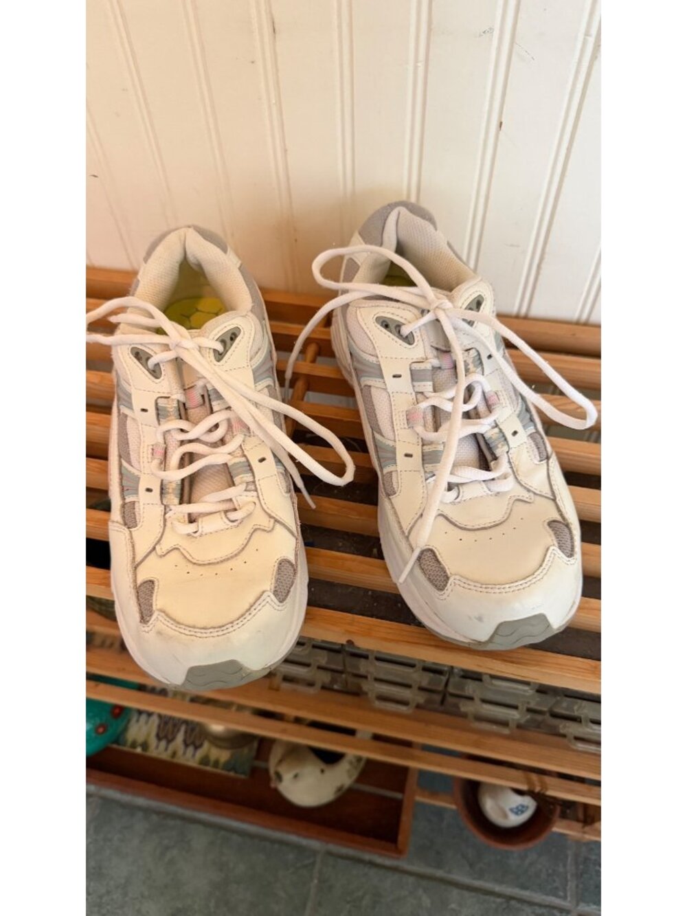 White & Gray Athletic Sneakers With Pastel Accents Lace-Up Closure Women’s Size
